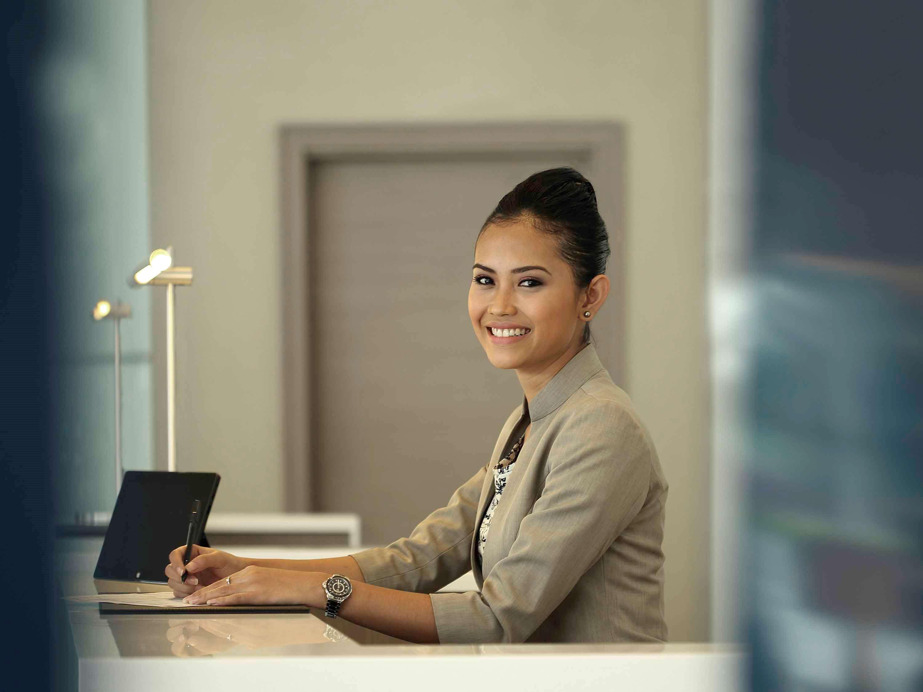 Novotel Tangerang Exterior photo