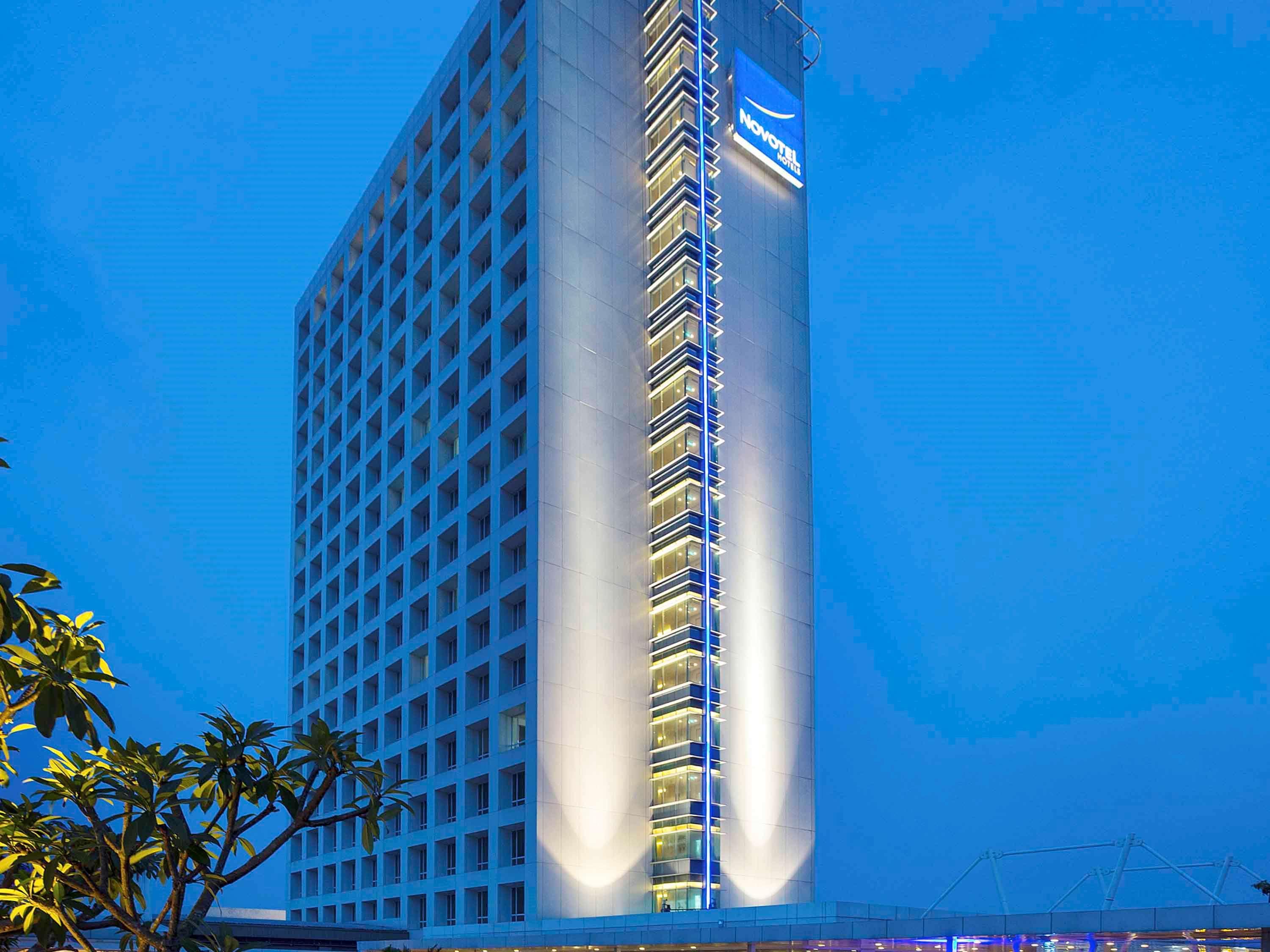 Novotel Tangerang Exterior photo